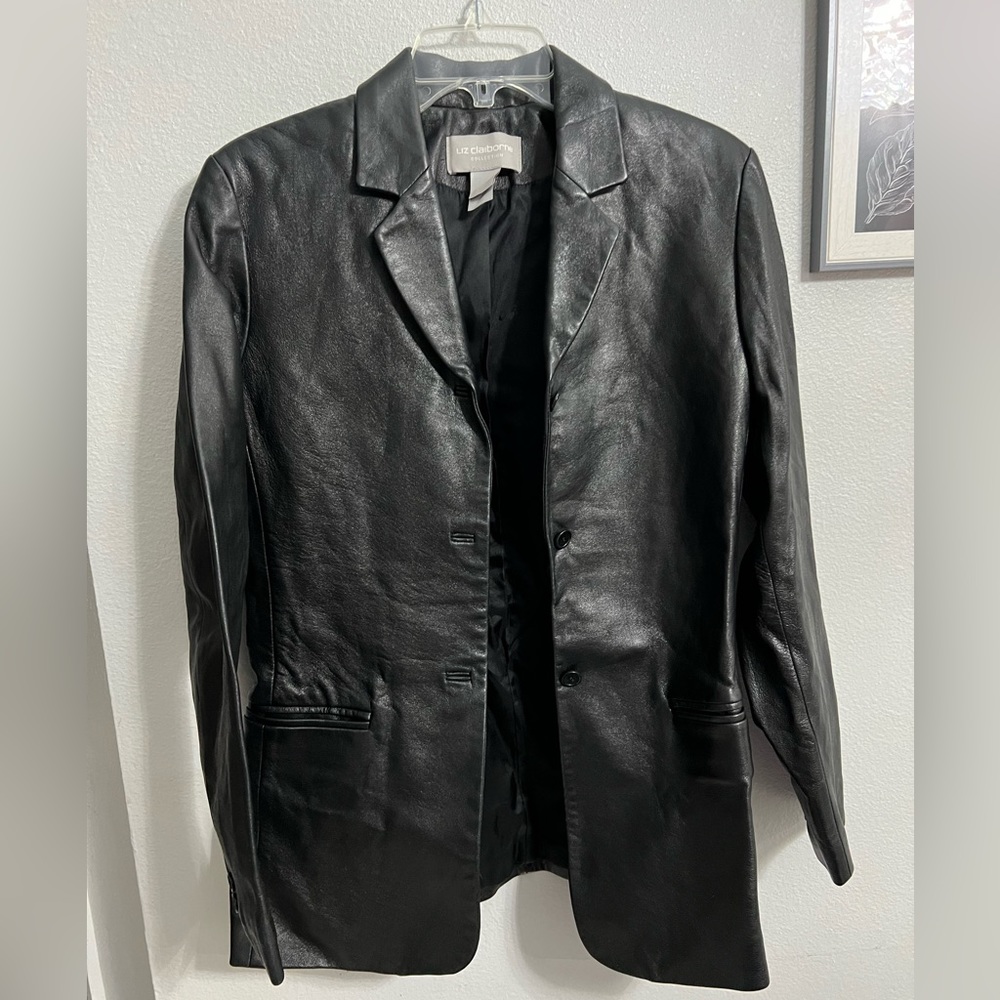 Leather Liz Claiborne Size 10. Brand New.